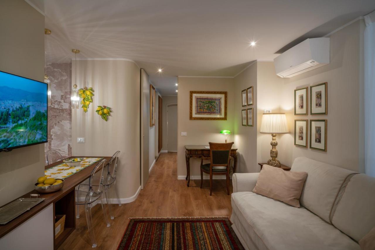 Charming Stay In Roma - Luxury Holiday Apartment Exterior foto